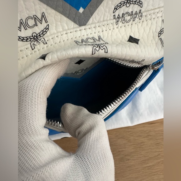 MCM limited backpack - Picture 9 of 14